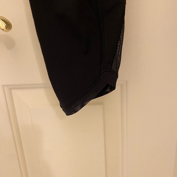 Black Lululemon Leggings with Mesh along the side, 6 - Picture 6 of 8
